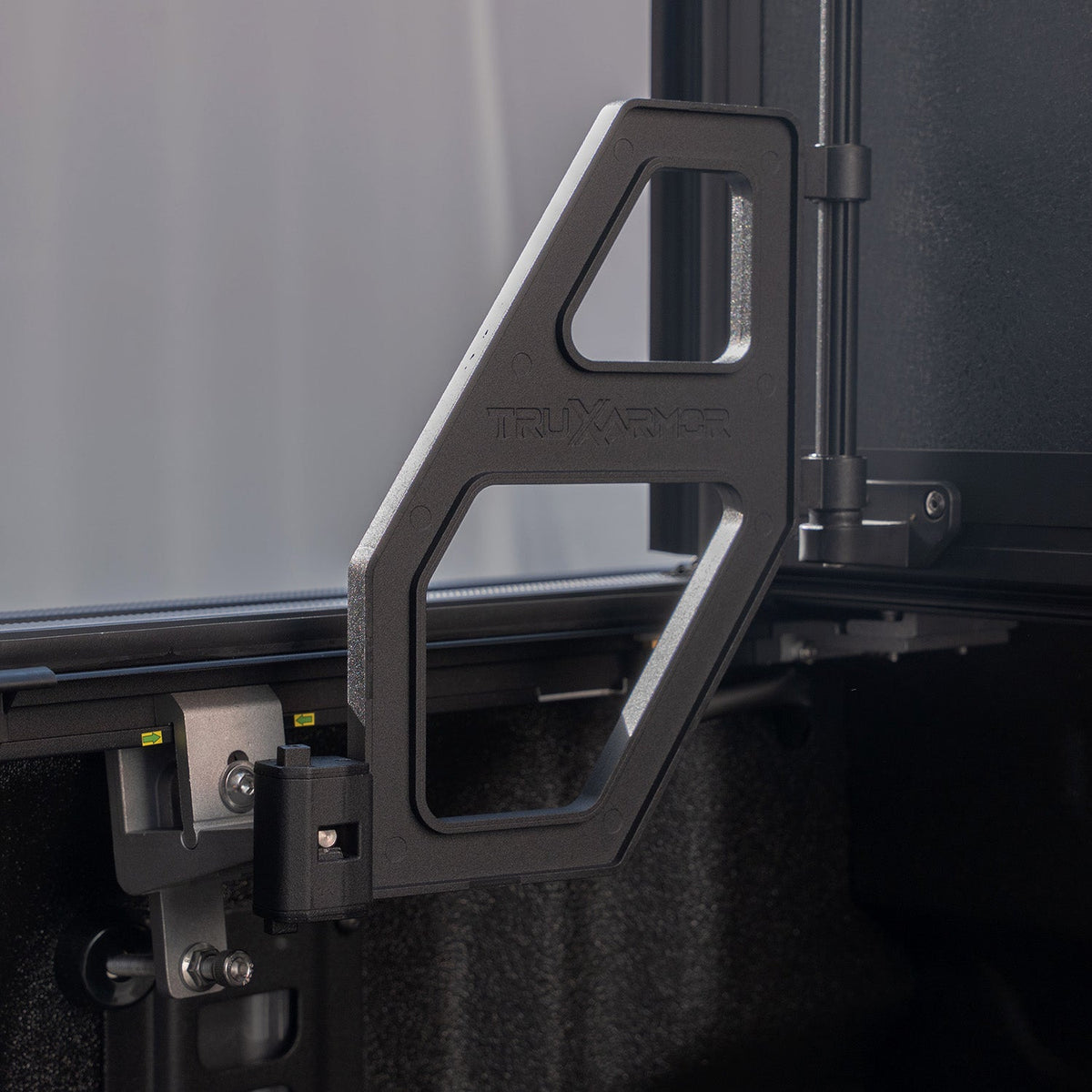 Truxarmor QuadAxis Pro Series Quad-Fold Flip Up Tonneau Cover for 2014-2019 Chevy Silverado 1500 - 5'9" Bed